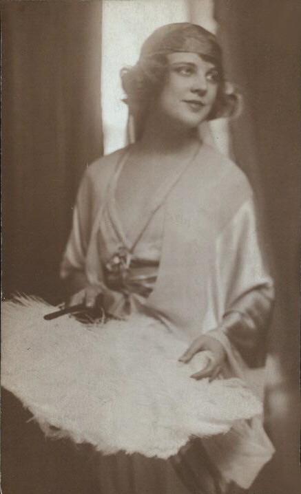 Justine Johnstone Justine Johnstone
