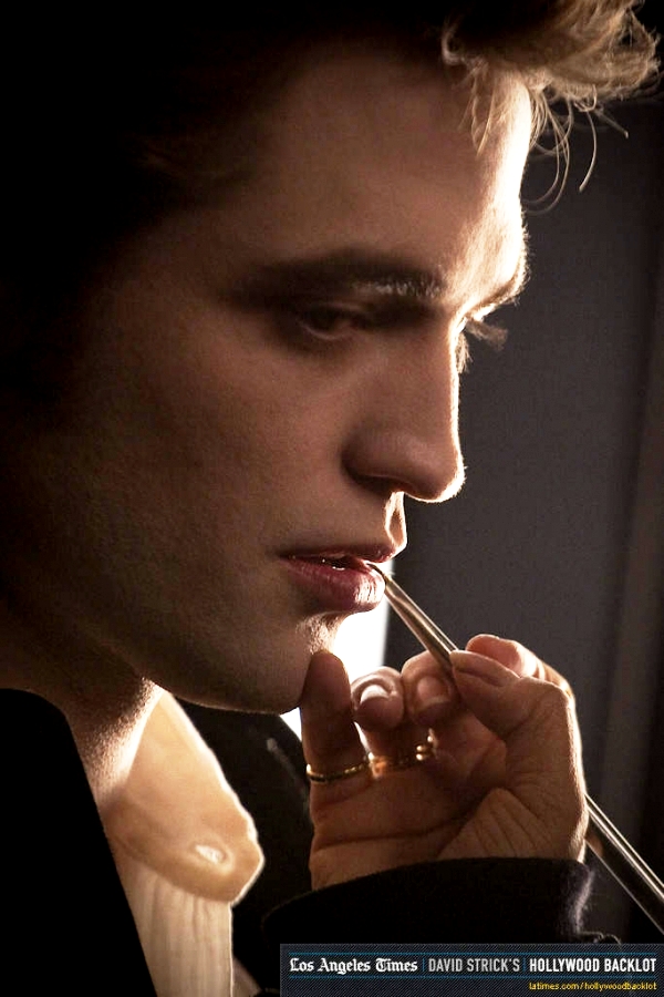 Robert Pattinson
