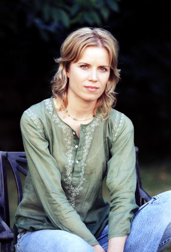 Of kim dickens pictures Kim Dickens