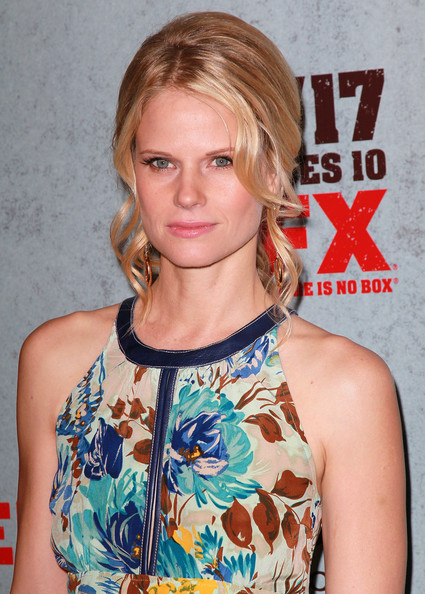Picture of Joelle Carter