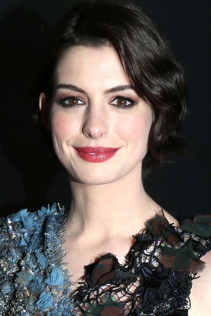 Anne Hathaway