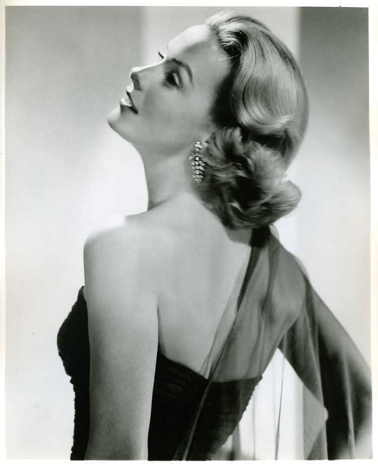 Dina Merrill