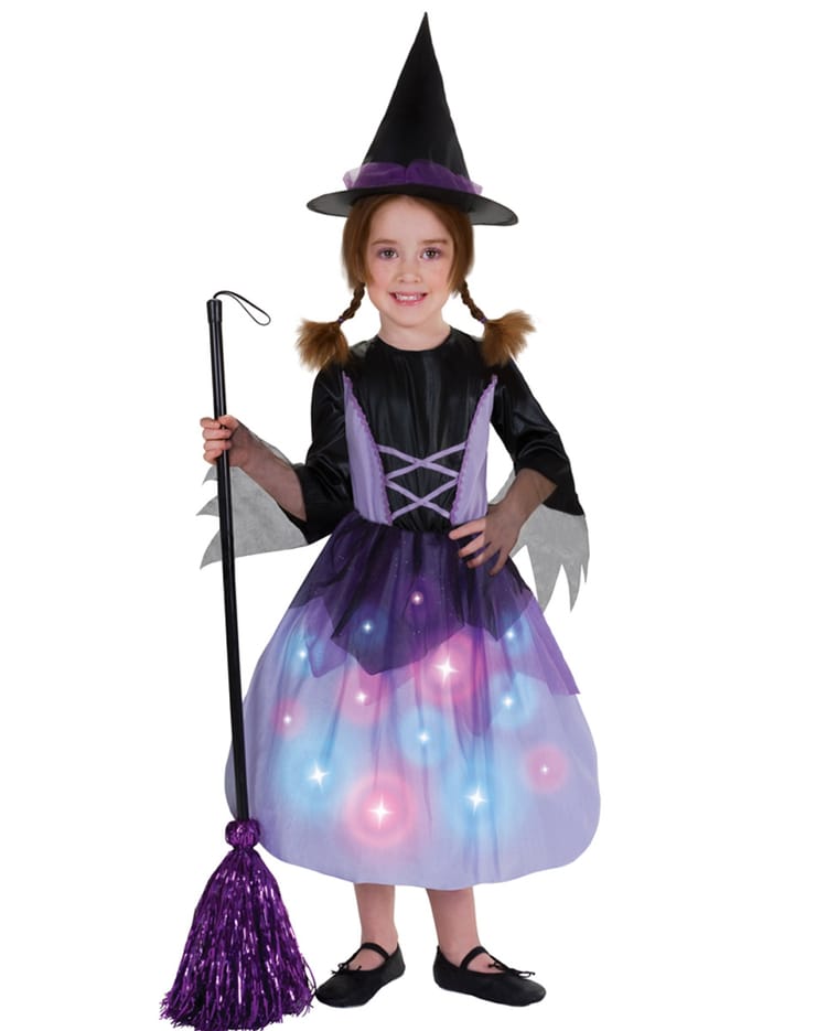 Witch costume image