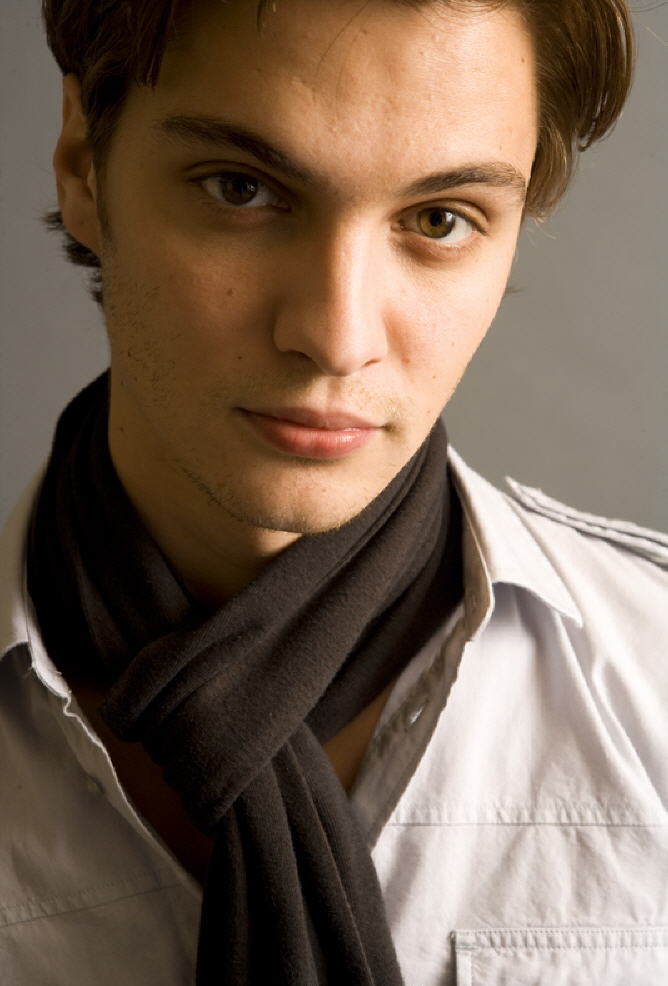 Luke Grimes