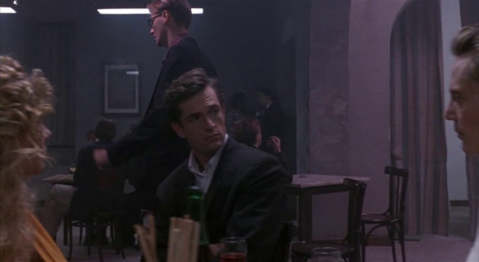 The Comfort of Strangers (1990)