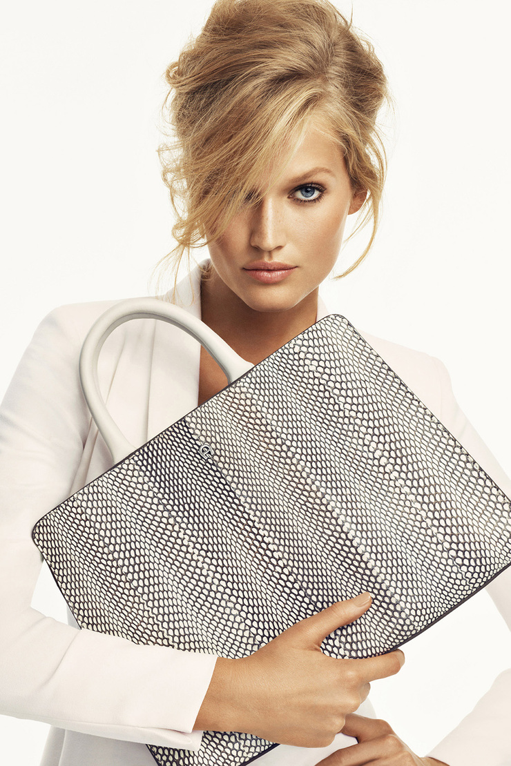 Toni Garrn Toni Garrn