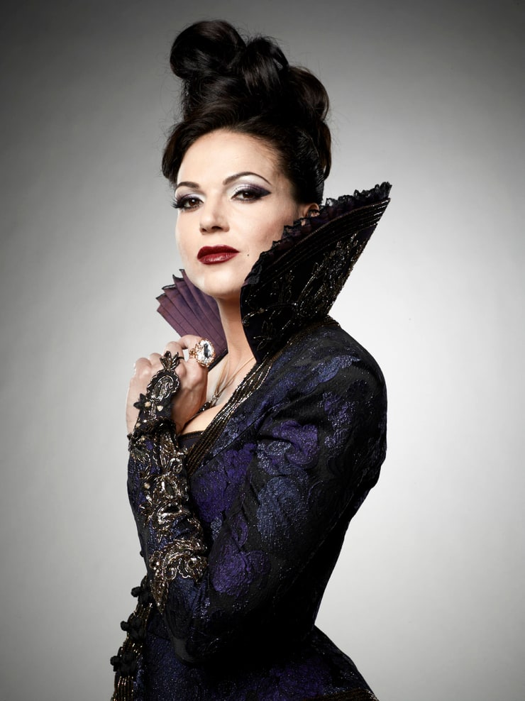 Regina Mills/Evil Queen