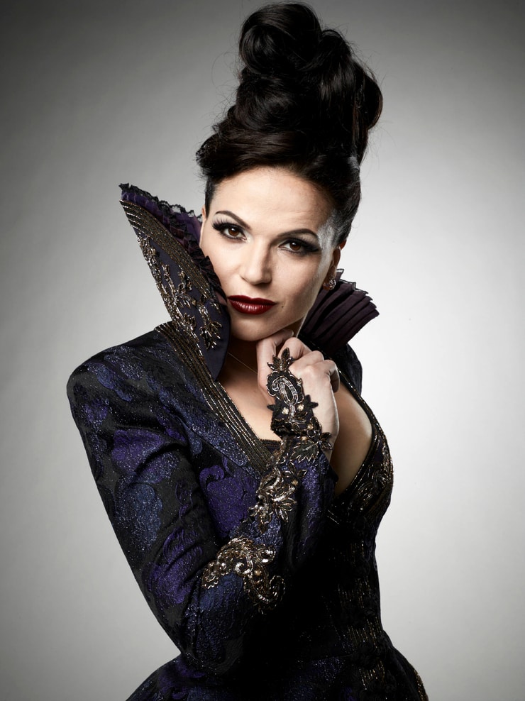 Regina Mills/Evil Queen