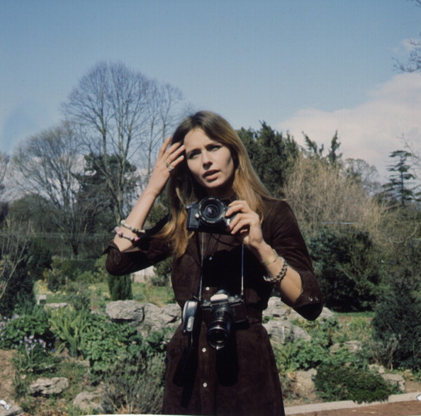 Eva Renzi