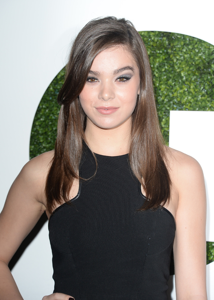 Hailee Steinfeld