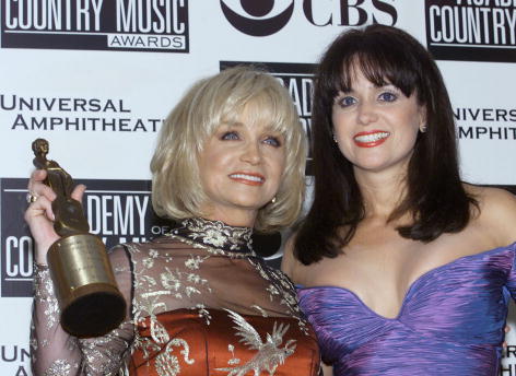 Barbara Mandrell, Louise Mandrell