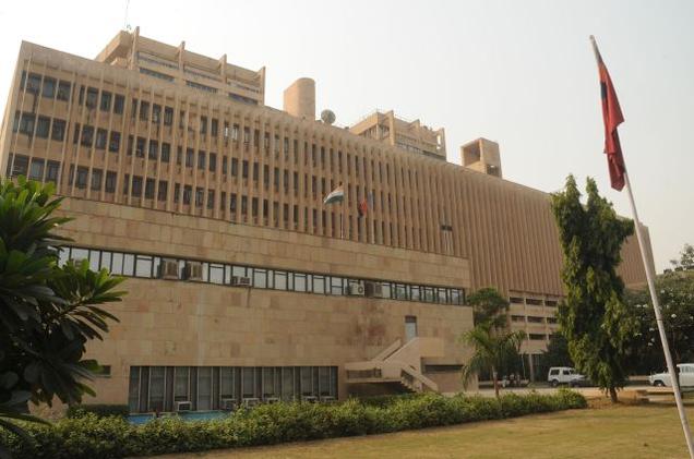 NOW Non-Engineering MBA Students can get Admission in IIT-Delhi