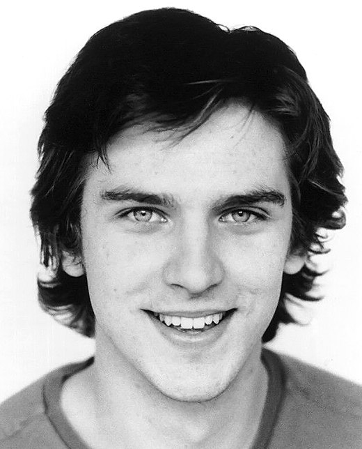 Dan Stevens Dan Stevens