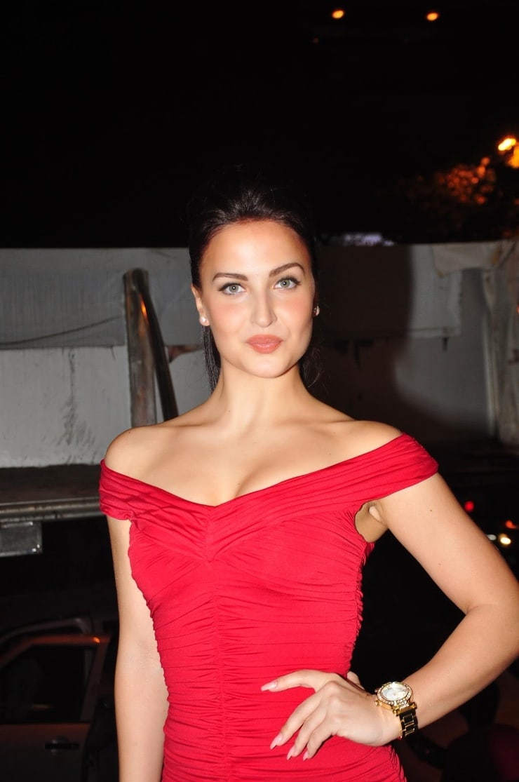 Elli Avram