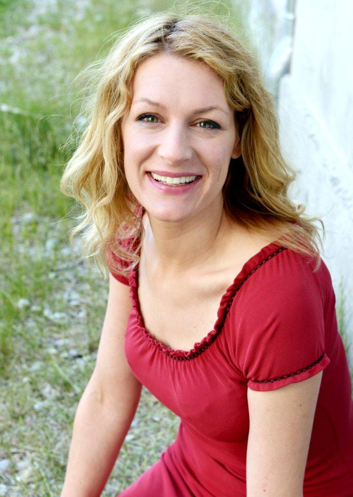 Nina Brandhoff Nina Brandhoff