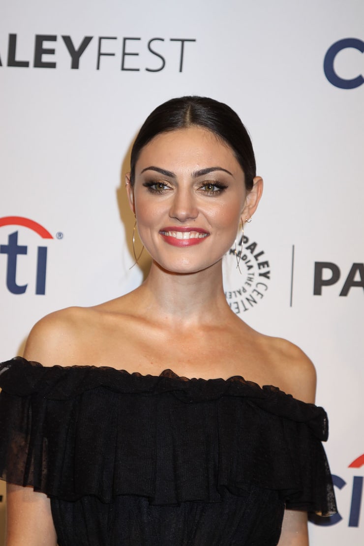 Phoebe Tonkin