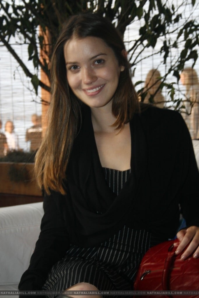 Nathália Dill