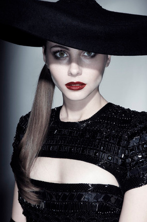 Willa Holland Willa Holland