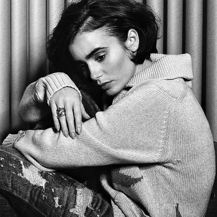 Lily Collins