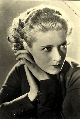 Molly Lamont