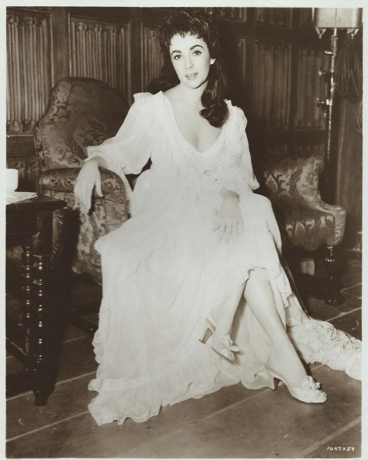Elizabeth Taylor Elizabeth Taylor