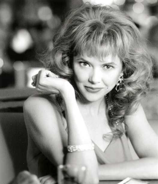 Annette Bening