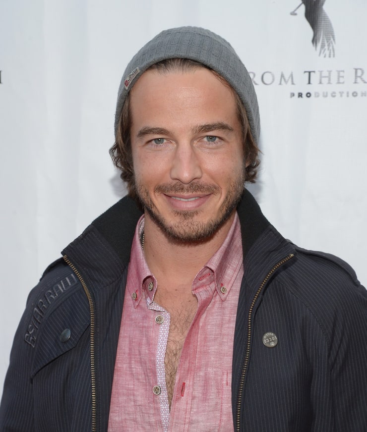 Ryan Carnes