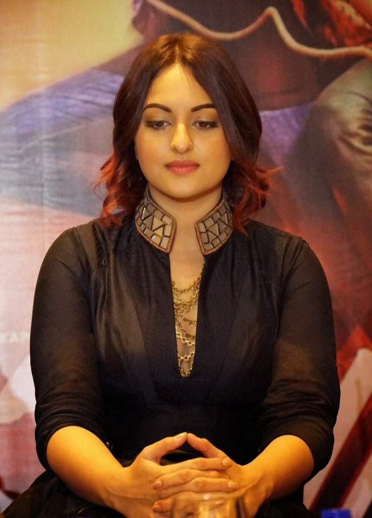 Sonakshi Sinha Sonakshi Sinha