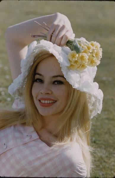 Leslie Caron Leslie Caron