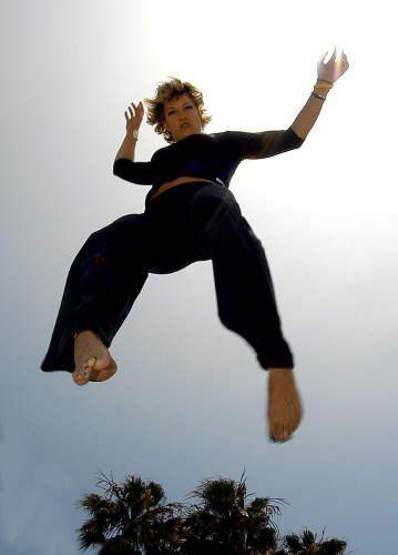 Zoe Bell