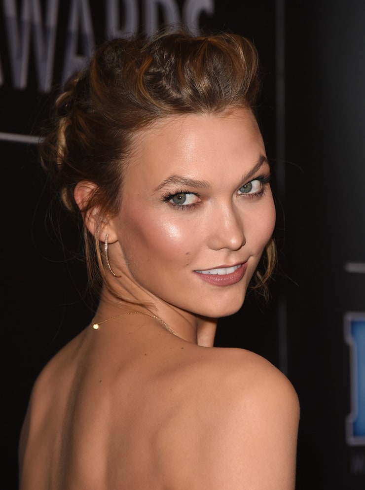 Karlie Kloss picture