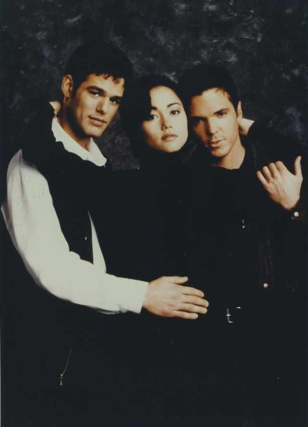 Nicholas Lea
