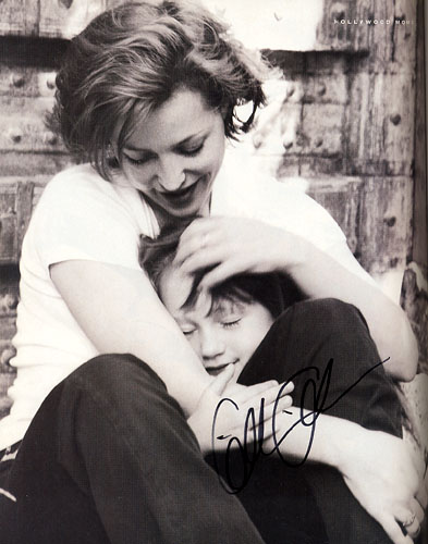 Gillian Anderson