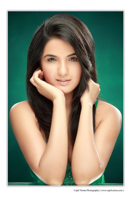 Jasmin Bhasin