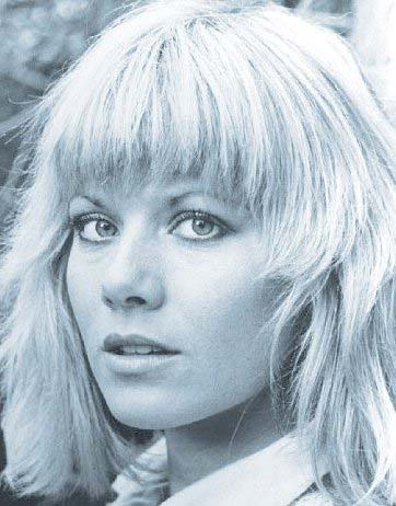 Glynis Barber