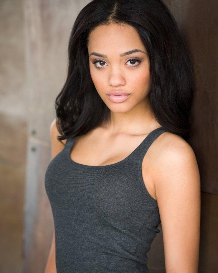Kiersey Clemons Kiersey Clemons