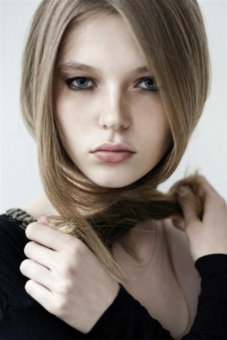 Katya Ledneva Katya Ledneva