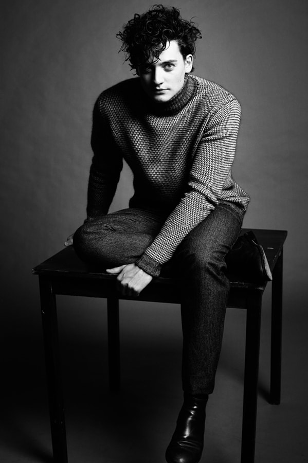 Aneurin Barnard image