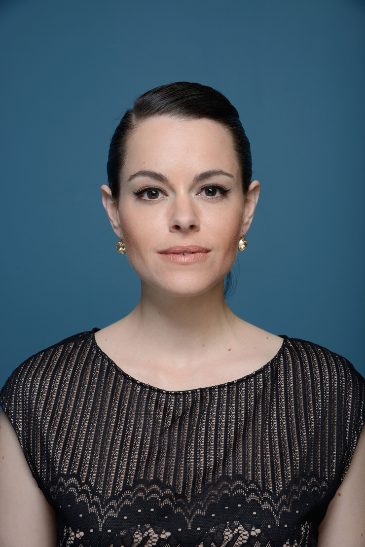 Emily Hampshire Emily Hampshire