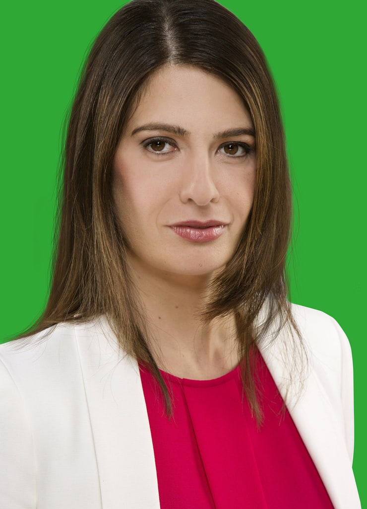 Linda Zervakis Linda Zervakis