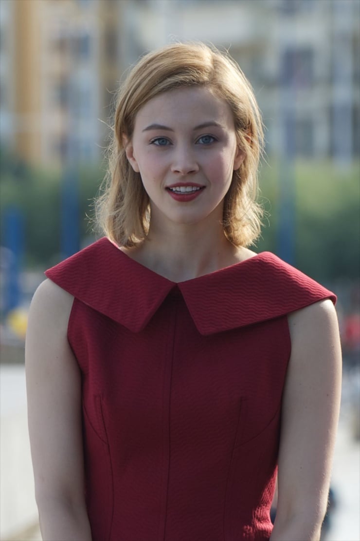 Sarah Gadon