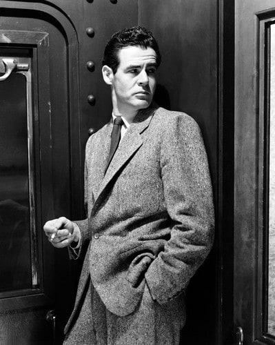 Robert Ryan