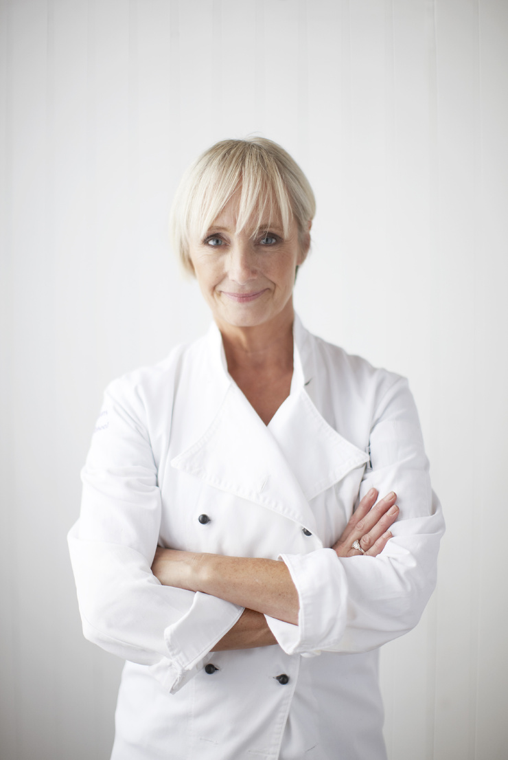 Lesley Waters