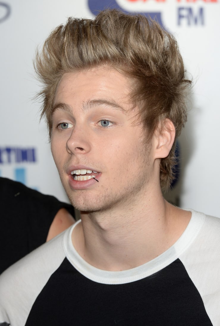 Luke Hemmings