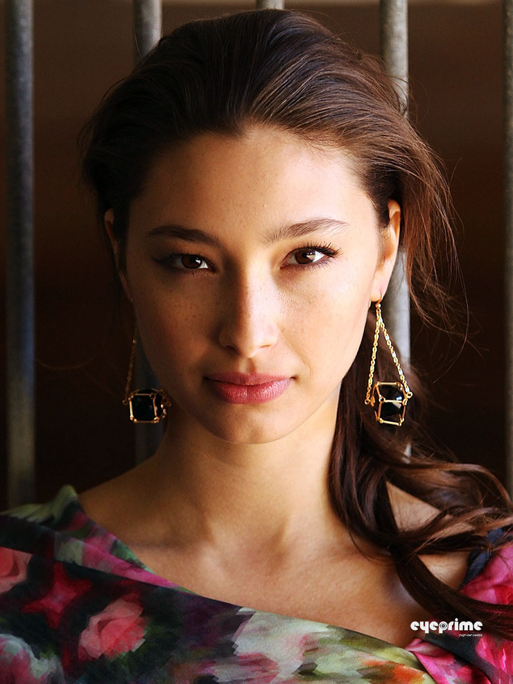 Alexandra Agoston Alexandra Agoston