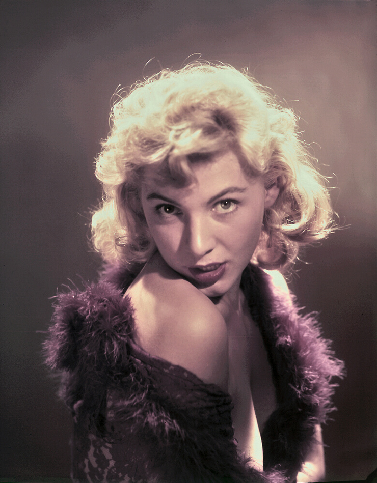 Eva Lynd