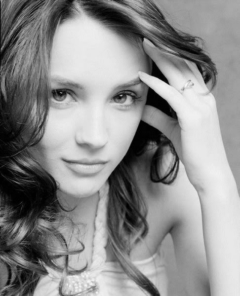 Rachael Leigh Cook