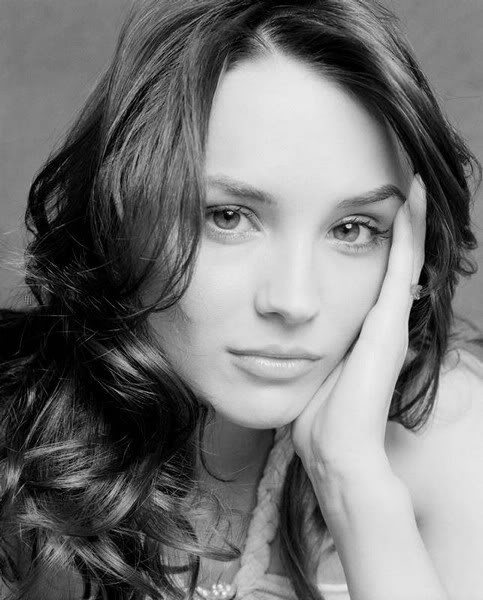 Rachael Leigh Cook