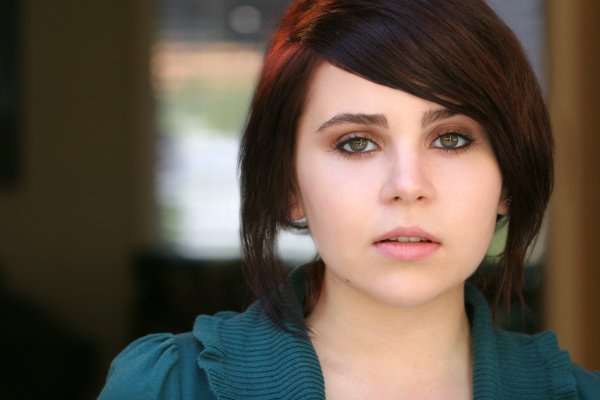 Mae Whitman Mae Whitman