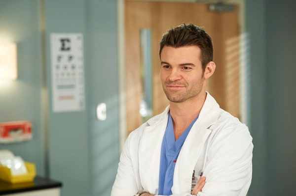 Daniel Gillies